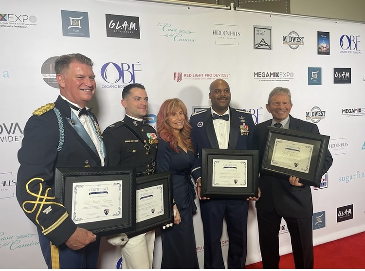 Suzanne DeLaurentiis Pre Oscars Gala