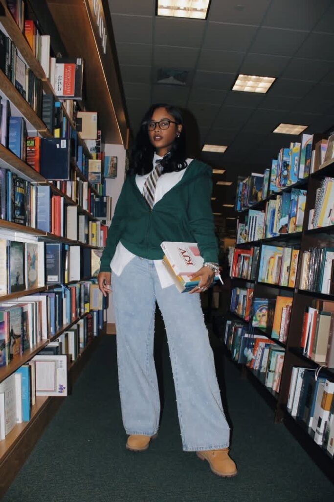 Elle Fears “Love Me Not”