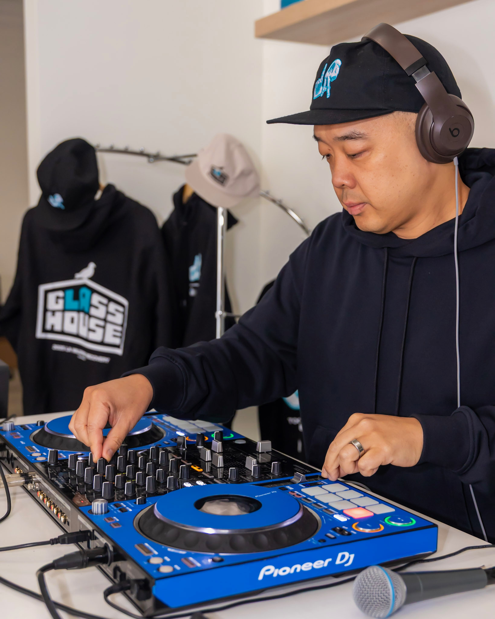 By: Aldaleo Photography